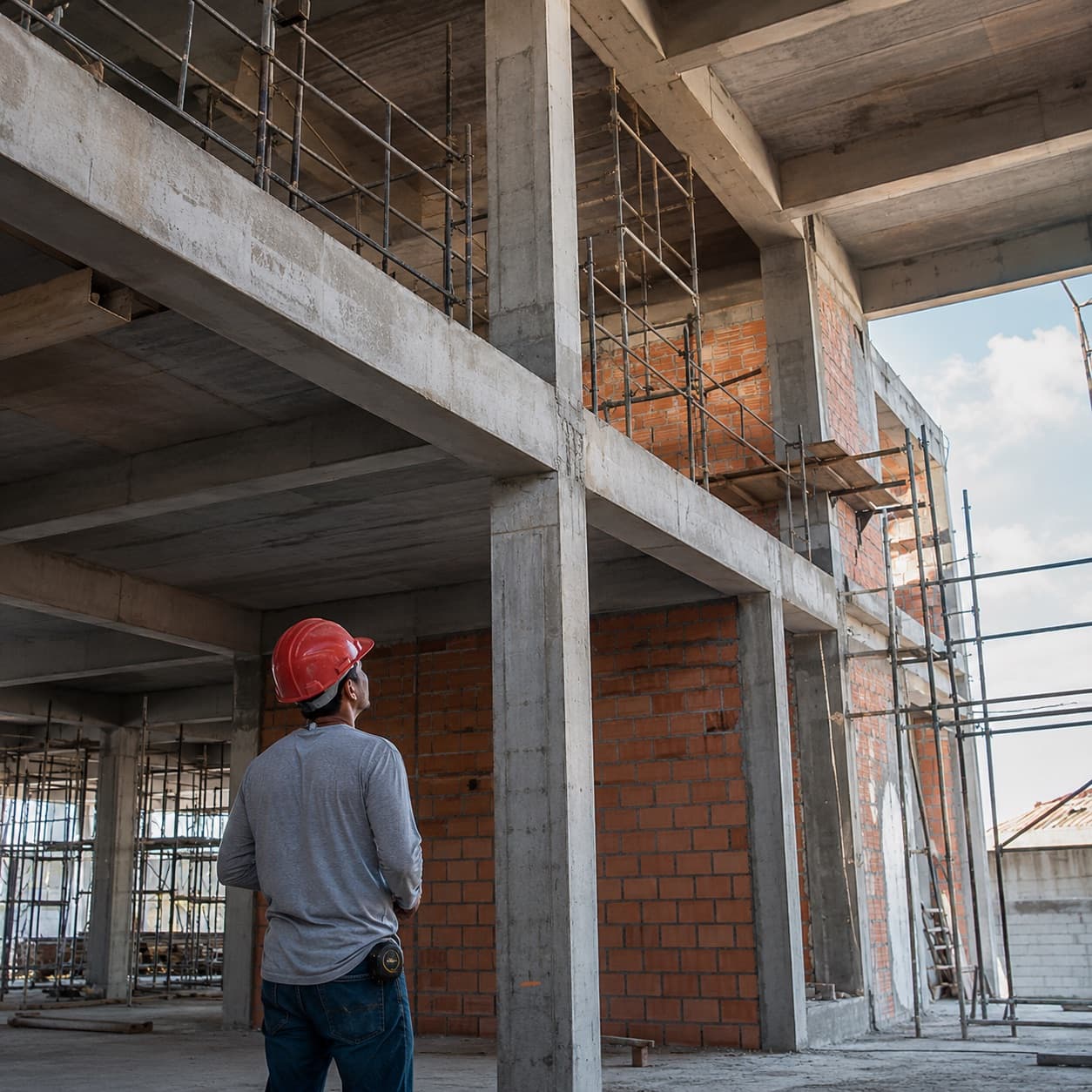 Obra de construção civil em andamento pela DRC